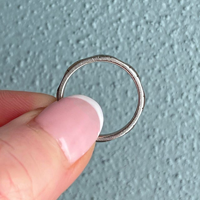 Antique Platinum Engraved Band – A Whisper of the 1920s, Size 5.25 For Sale - Image 4 of 6