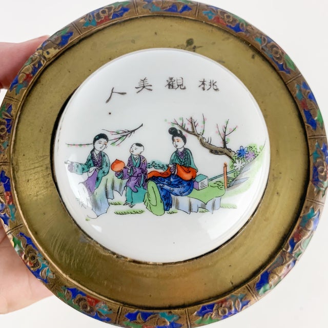 Vintage Hand Painted Floral Chinese Brass Enamel Porcelain Powder Trinket Box For Sale - Image 9 of 12