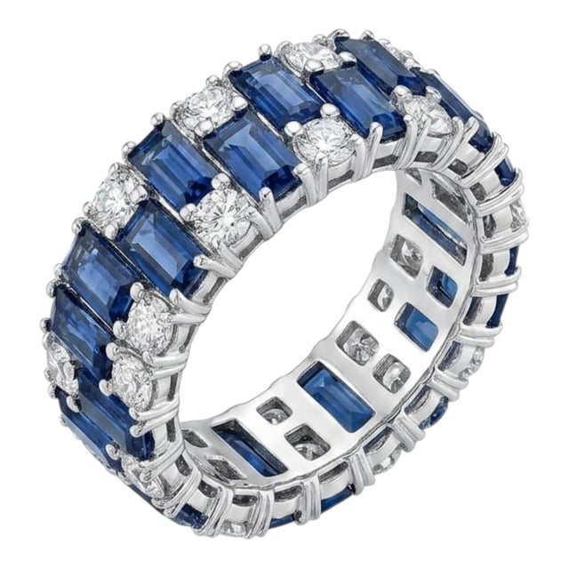 Stunning 18k Gold Blue Sapphire & Diamond Halo Ring, New Design For Sale