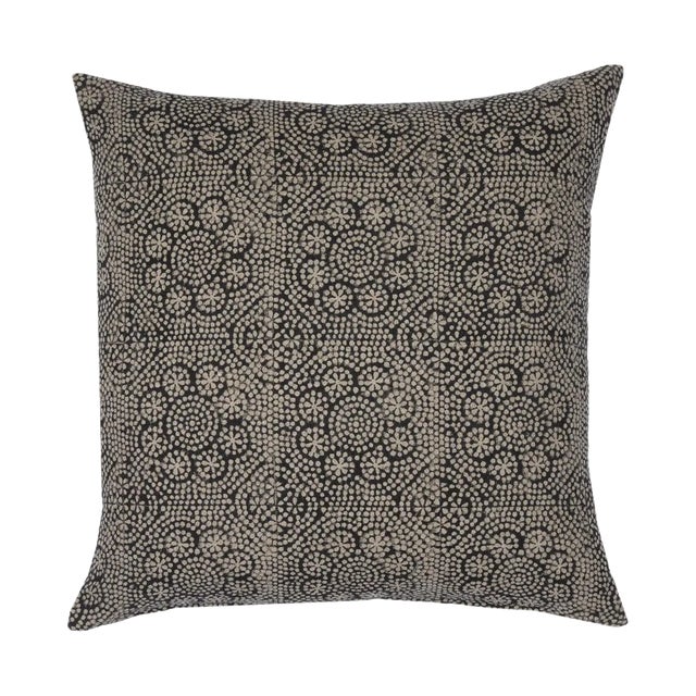 Wisteria Noir Floral Pillow Cover 20x20 For Sale