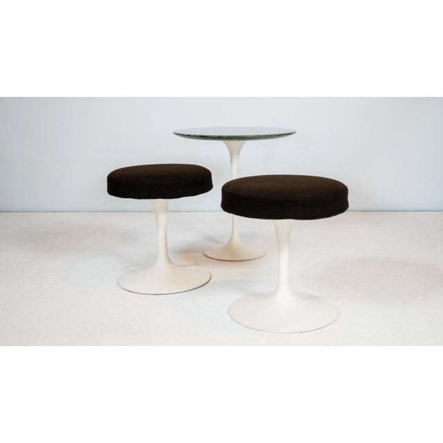 Pair of Vintage Eero Saarinen Tulip swivel stools for Knoll International, circa 1970s. Stools swivel smoothly 360º....