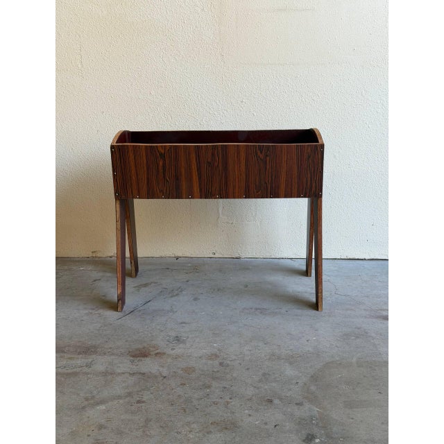 Danish Rosewood Planter Stand – Vintage Mid Century Modern Plant Holder For Sale In Los Angeles - Image 6 of 9