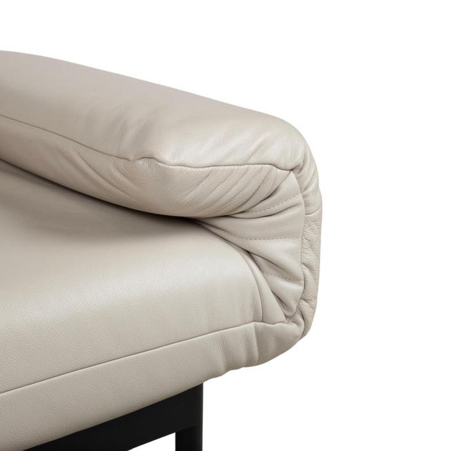 Beige Plura Leather Two-Seater Beige Manual Function Sofa from Rolf Benz For Sale - Image 8 of 16