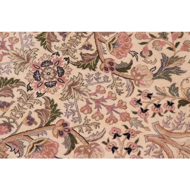 Shabby Chic Pak-Persian Beige/Pink Wool Round Rug- 8'0'' X 8'1'' For Sale In New York - Image 6 of 9