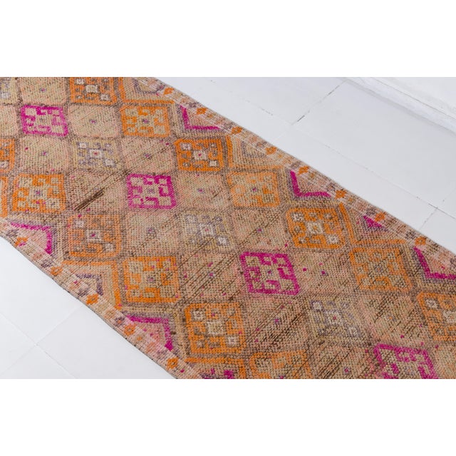 1960s Anatolian Oushak Hallway Runner For Sale - Image 10 of 10
