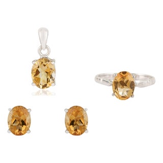 Prong Set Solitaire 6.4 Ct Citrine Silver Jewelry Set - Ring Pendant & Earrings, 4 Pieces For Sale
