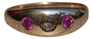 The Alhambra: Gentleman's Antique Yellow Gold Ring With Natural Brownish-Pink Diamond