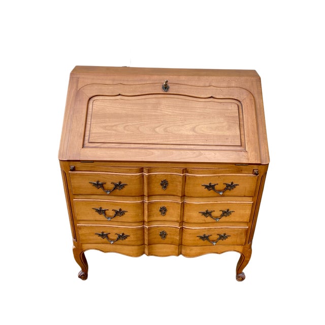 Louis XV style writing desk, also known as a "donkey's back" desk. Excellent condition. Dimensions: Height 100 cm, Width...