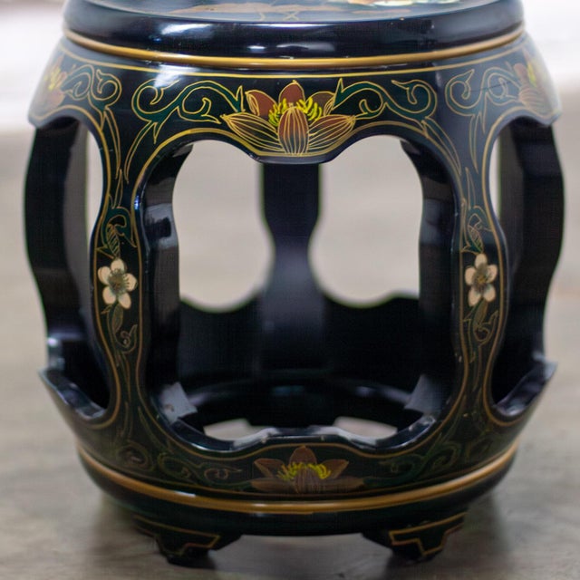 Late 20th Century Chinoiserie Chinese Garden Stool or Small Side Table Black Lacquer W/Asian Details For Sale - Image 11 of 15