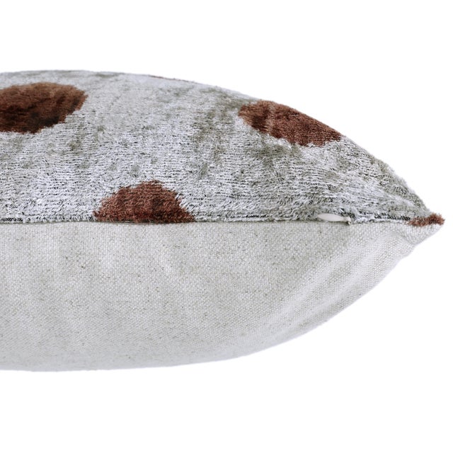 He Platinum & Rust Modernist Dot Silk Velvet Pillow 20" X 20" For Sale In San Francisco - Image 6 of 8