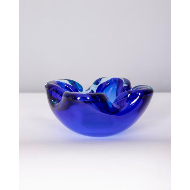 Blue submerged Murano glass ashtray, Italian design, 1970s.