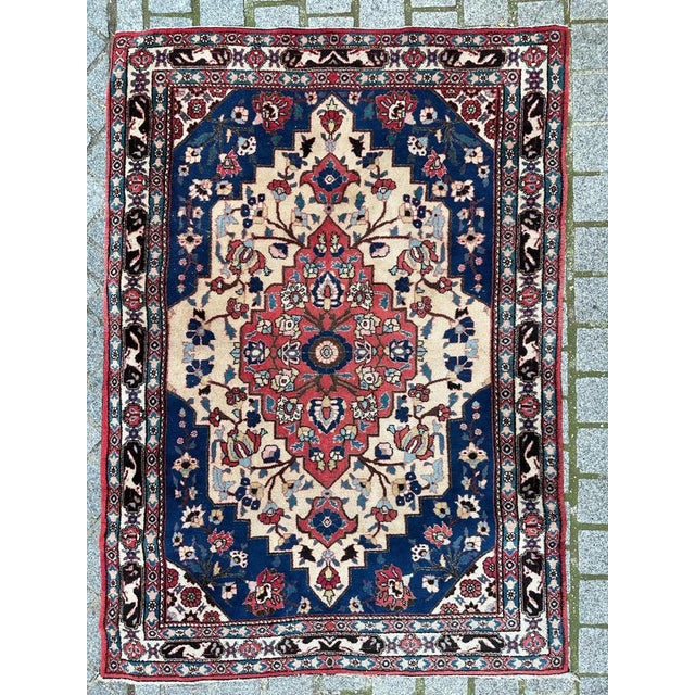 Vintage Najaf Abad Rug, 1970s For Sale - Image 14 of 15