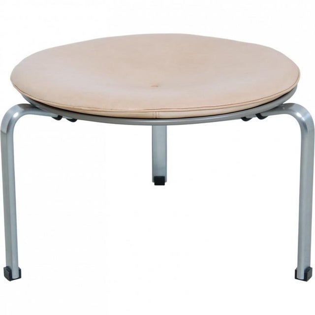 Animal Skin PK33 Stool in Leather by by Poul Kjærholm, 2017 For Sale - Image 7 of 10