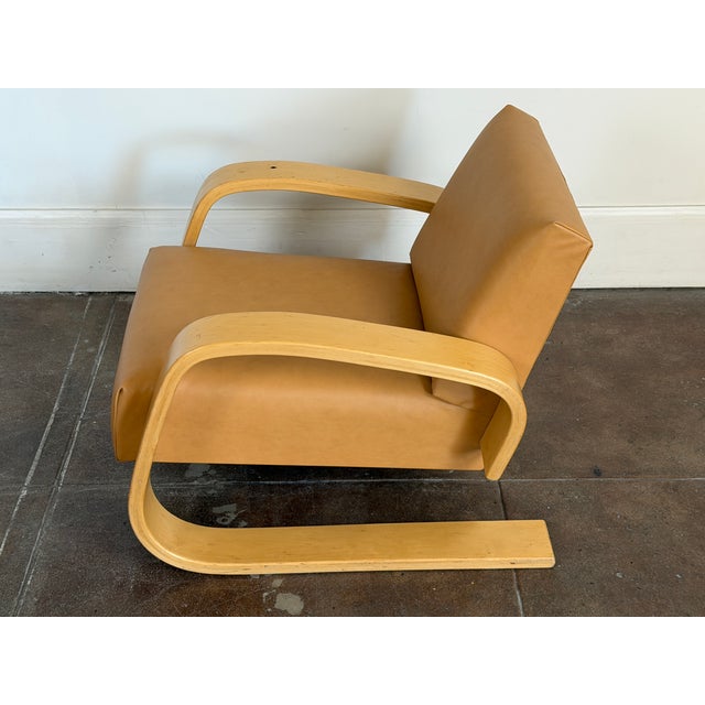 Vintage 1980's Alvar Aalto Artek 400 Tank Chair For Sale - Image 9 of 16