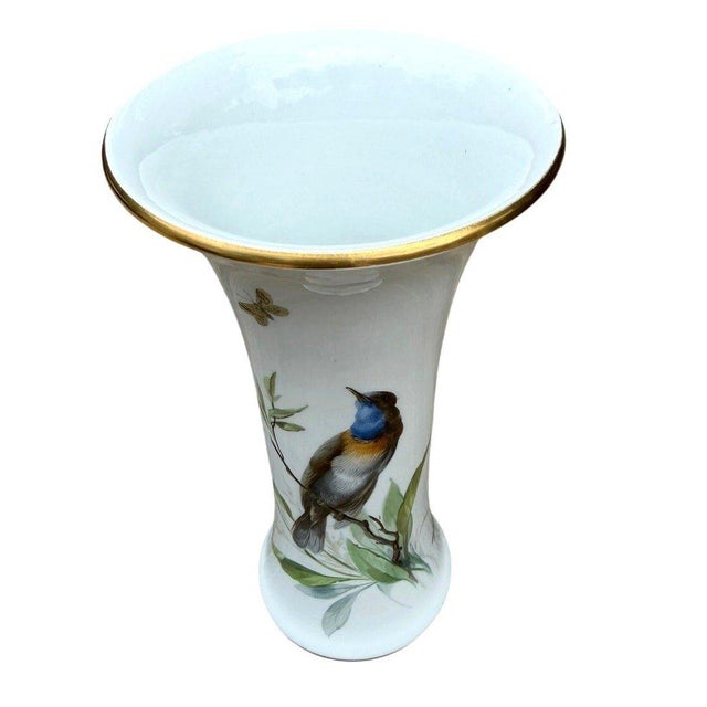 Beautiful antique circa 1890–1915 Meissen hand-painted porcelain trumpet vase featuring exceptionally detailed birds,...
