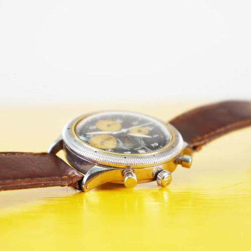 HAMILTON Men's Automatic Mechanical Chronograph Watch from the 1970s
