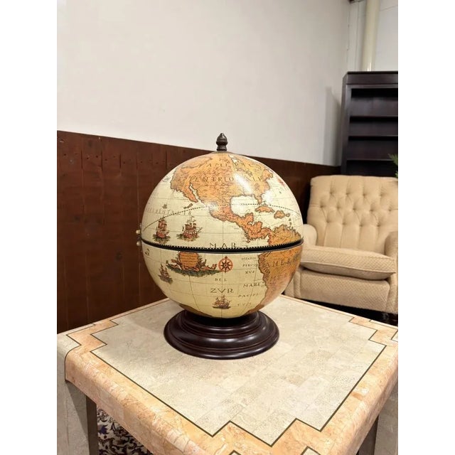 Italian Table Bar Globe from Zoffoli, in Flawless conditions. Designed before 1890 This piece has an attribution mark, I...