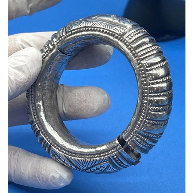 Antique Indian Rajasthan Sterling Silver Hinged Bangle Bracelet For Sale - Image 12 of 12