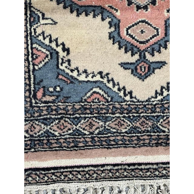 Small Vintage Pakistani Rug, 1980s For Sale - Image 10 of 12