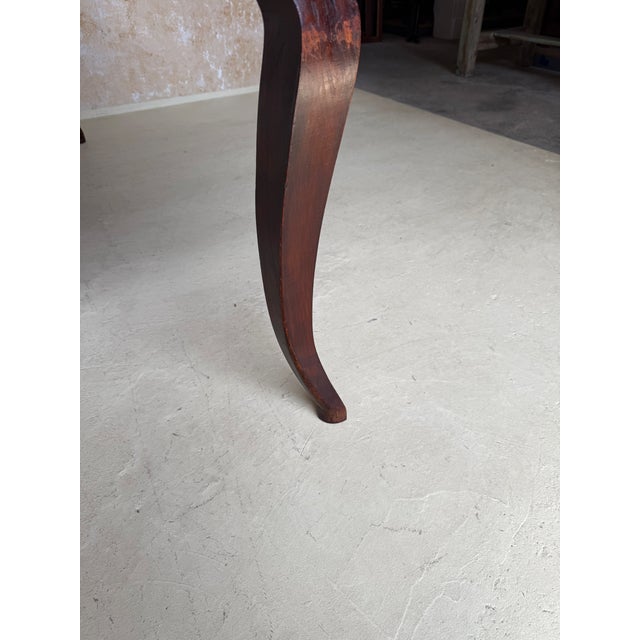 French Early 20th Century Walnut Farm Table With Cabriole Legs and Two Extension Leaves For Sale - Image 11 of 18