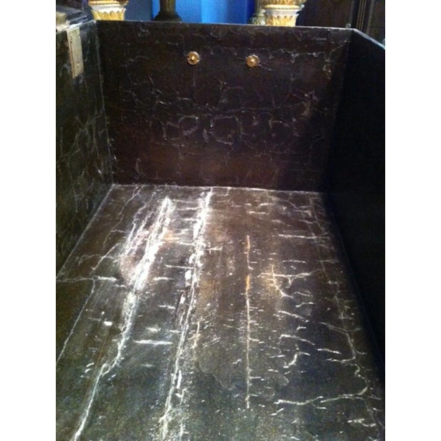 Antique British Lacquered Chest with Chinoiserie Decoration, 1900s For Sale - Image 5 of 9