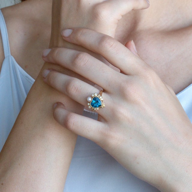 Kai Fine Jewelry Kai "On My Heart" London Blue Topaz Diamond Pearl Cocktail Ring, size 7 For Sale - Image 4 of 12