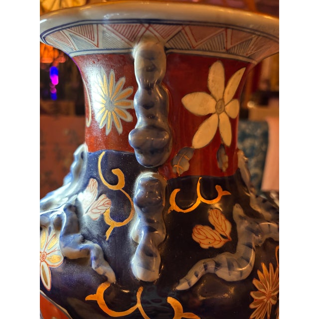 Antique Japanese Imari-Style Porcelain Vase Dating to the Late Meiji Period ( Circa 1890-1910). For Sale - Image 10 of 13