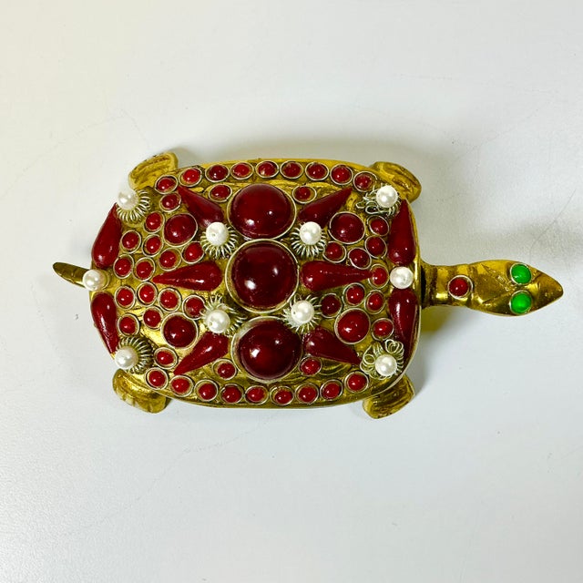 1960s Vintage Art Deco Coastal Hollywood Regency Bejeweled Brass Turtle Box For Sale - Image 13 of 18