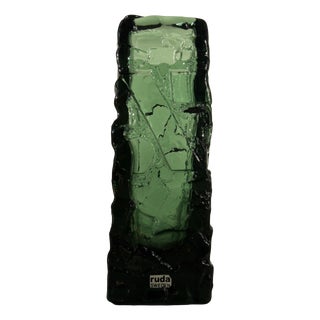 Brutalist Rustic Green Glass Vase by Göte Augustsson for Ruda Glasbruk, Sweden, 1960s For Sale