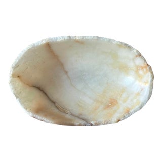 Carved Ivory Onyx Bowl: Natural Stone For Sale