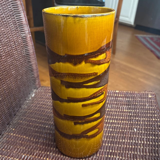 Royal Hickman 1950s Mid Century Modern Royal Haeger Earthwrap Vase 12”h For Sale - Image 4 of 5