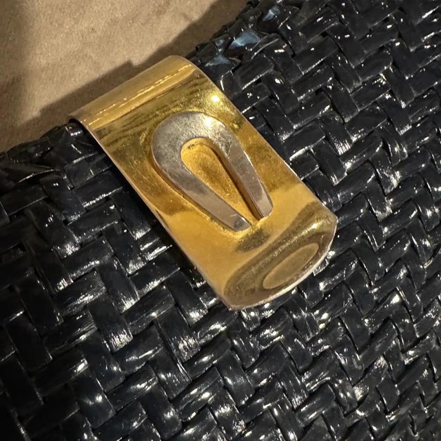 1950s Navy Blue Wicker and Dual-Tone Hardware Italian Shoulder Bag For Sale - Image 10 of 13