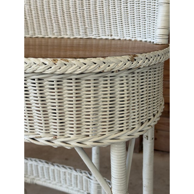 Antique American Wicker & Loom Vanity Desk With Matching Chair, Early 20th Century For Sale In Naples, FL - Image 6 of 12