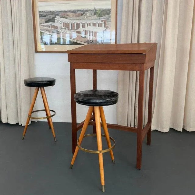 Late 20th Century Mid-Century Modern Custom-Made Walnut Standing Flip Top Desk For Sale - Image 4 of 11