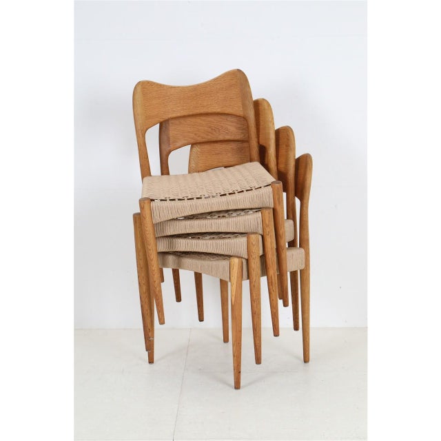 Mid-Century Modern Danish Oak Chairs with Paper Cord by Arne Hovmand Olsen for Mogens Kold, 1970s, Set of 4 For Sale - Image 3 of 18