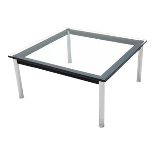 Cassina Lc10 Table en Tube Basse Coffee Table Glass Top Chrome Legs Black Base Le Corbusier Pierre Jeanneret Charlotte Perriand For Sale