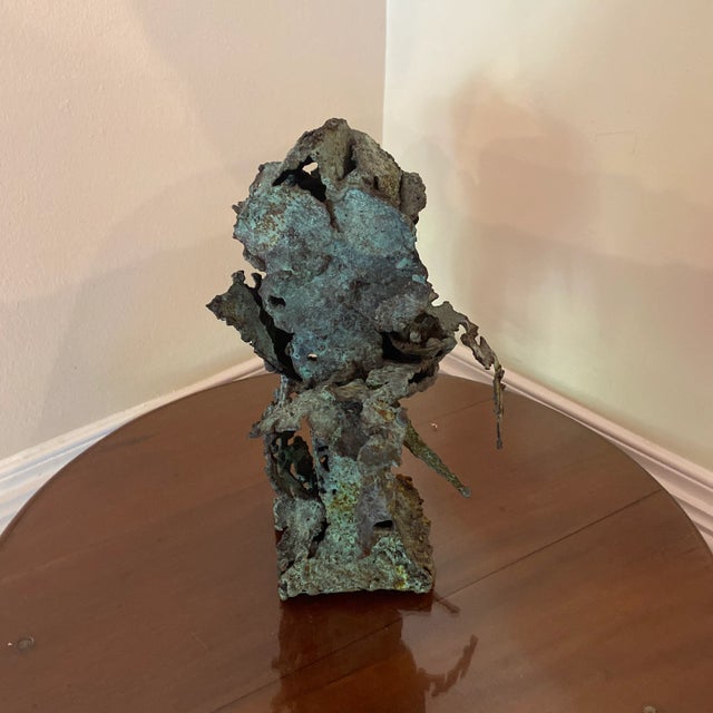 Superb Artist Made Bronze Flower Sculpture that was Made by a local Atlanta artist, nice brass and bronze textured flower...