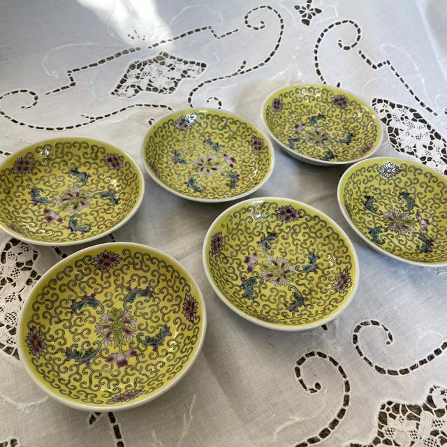 Vintage Chinese Dinner Set- 36 Pieces For Sale - Image 11 of 12