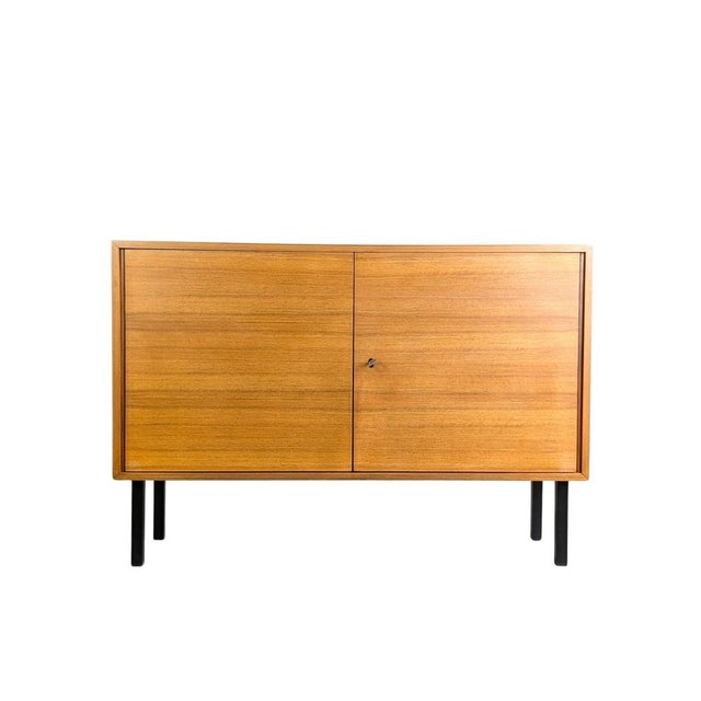 Midcentury Modern Sideboard in Walnut, 1960 For Sale - Image 9 of 9