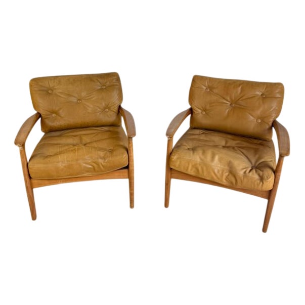 Vintage Leather Lounge Chairs, Set of 2 For Sale