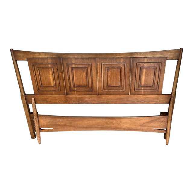 Broyhill Sculptra Mid Century Full Headboard With Footboard - Set of 2 For Sale