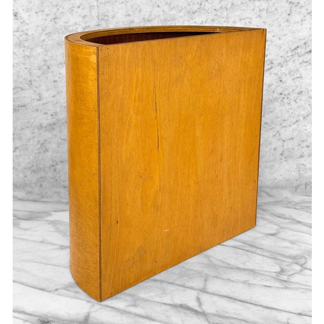 Brown Vintage Farmhouse Country Bentwood Halfmoon Floral Waste Basket For Sale - Image 8 of 10