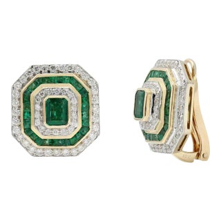 18k Gold 2.87 Ct Emerald and Diamond Cluster Clip on Stud Earrings - 2 Pieces For Sale