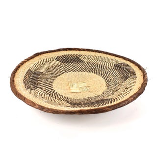 Early 20th Century Tonga Binga Basket 20 Inch For Sale