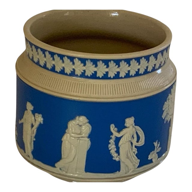 Antique Copeland Late Spode Blue Jasperware Cache Pot Planter Neoclassical Figures C. 1894-1910 For Sale