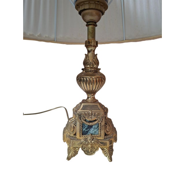 1950s Vintage Neoclassical Style Table Lamp in Brass and Green Marble, 1950s For Sale - Image 5 of 10