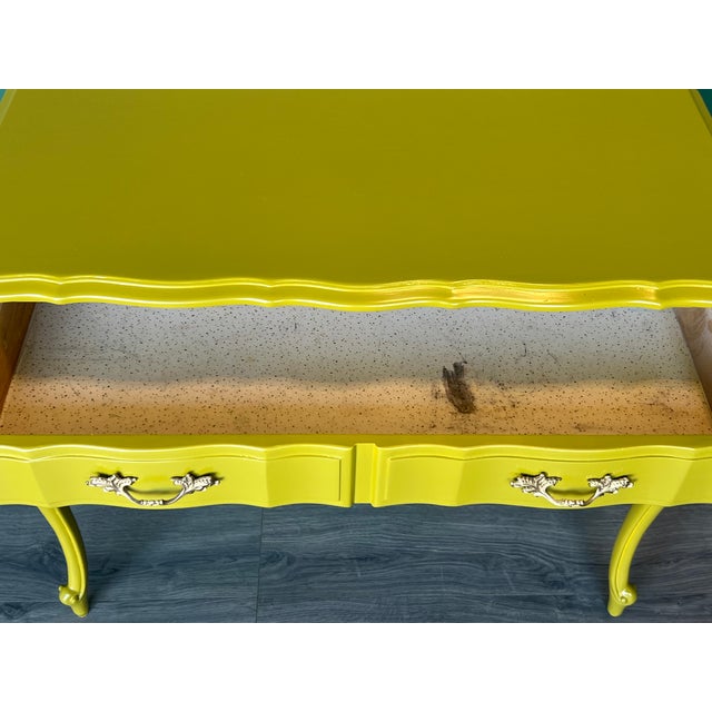 Late 20th Century French Provincial Willow Green Writing Desk For Sale In Miami - Image 6 of 18