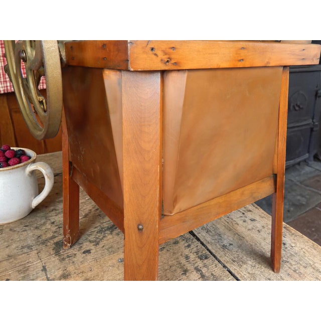 Wood Early 1900's Antique Barlow & Selig 'Big 3' Copper Tub Vacuum Washing Machine For Sale - Image 7 of 11