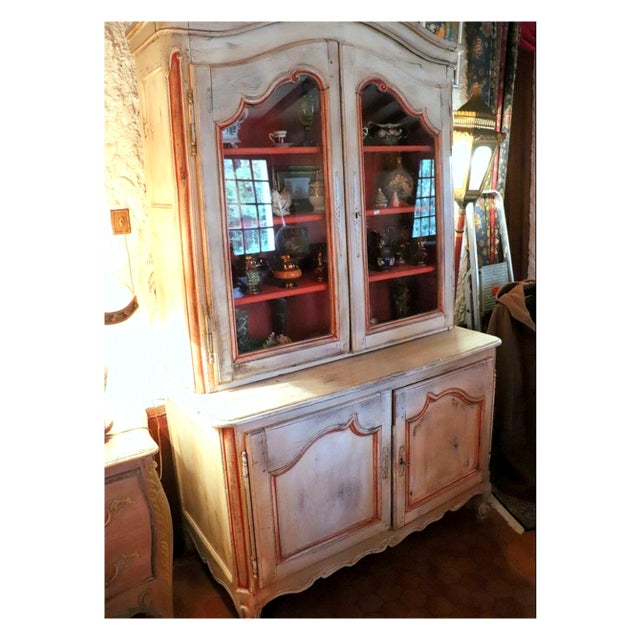 Antique Louis XV Buffet in Walnut For Sale - Image 5 of 8
