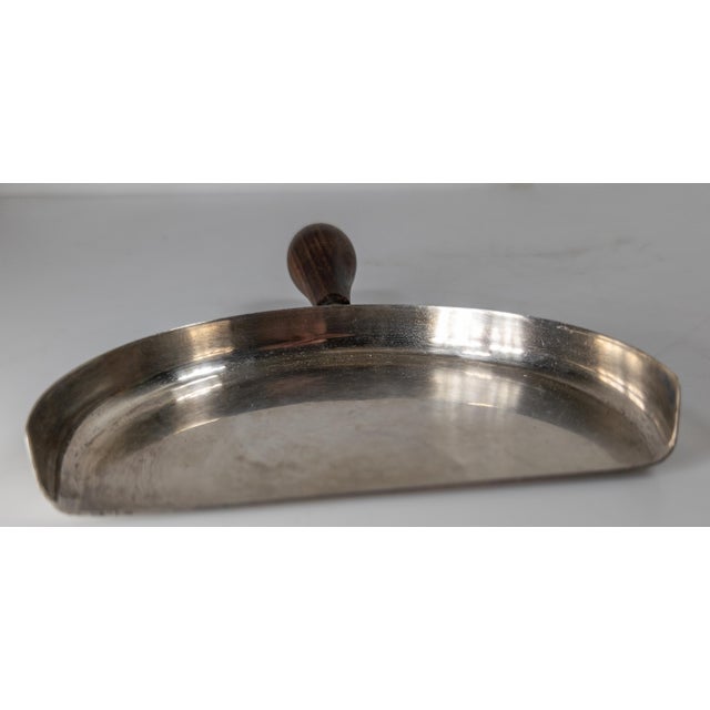 Mid-Century Modern Italian Silverplate Silent Butler Crumber by Woodward and Lothrop For Sale In New York - Image 6 of 8